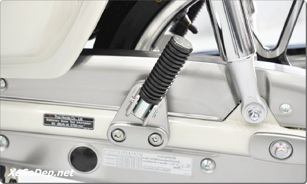 Honda Super Cub 125 Custom 2026 31 Honda Super Cub 125 Custom 2026 12