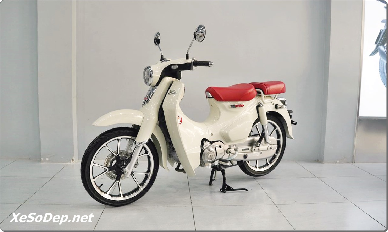 Honda Super Cub 125 Custom 2026 (3) Honda Super Cub 125 Custom 2026 3