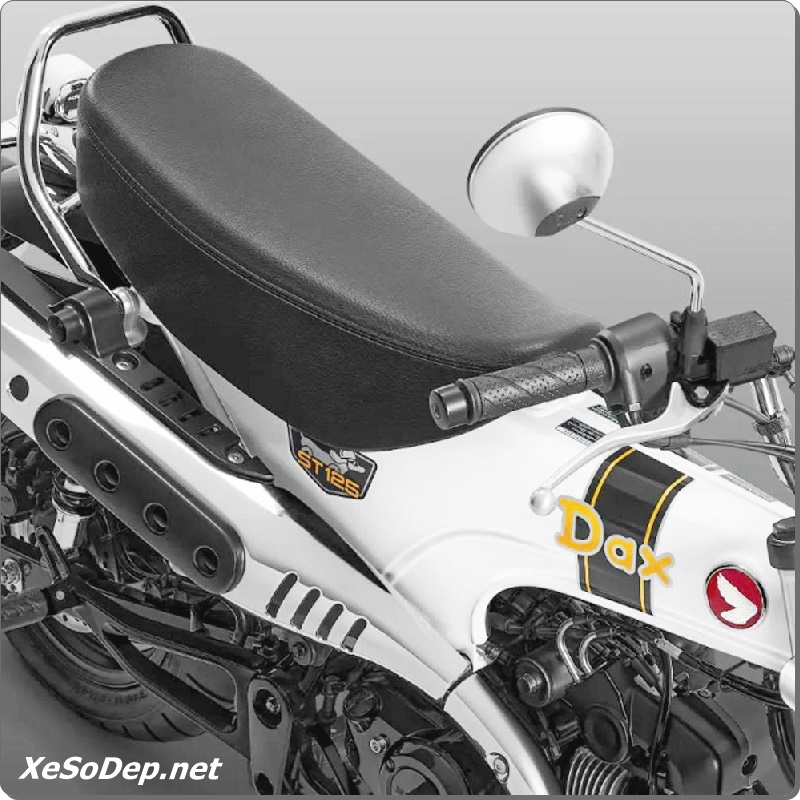 Honda Dax OG White và OG Black (1) Honda Dax OG White va OG Black 1