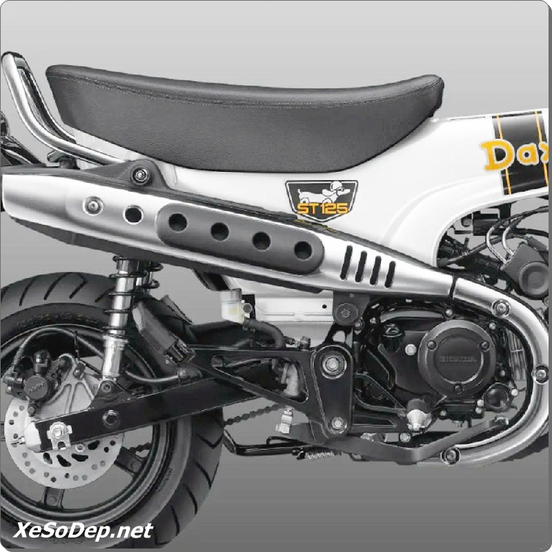 Honda Dax OG White và OG Black (7) Honda Dax OG White va OG Black 7