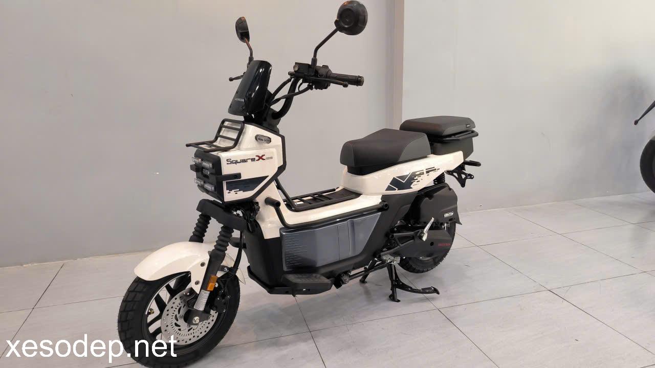 Honda Square X125 - Trắng