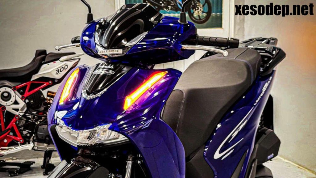 honda sh y vetro blue 17