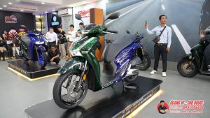 Honda SH150i Italy Super Vetro 2 in 1