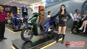 Honda SH150i Italy Super Vetro 2 in 1