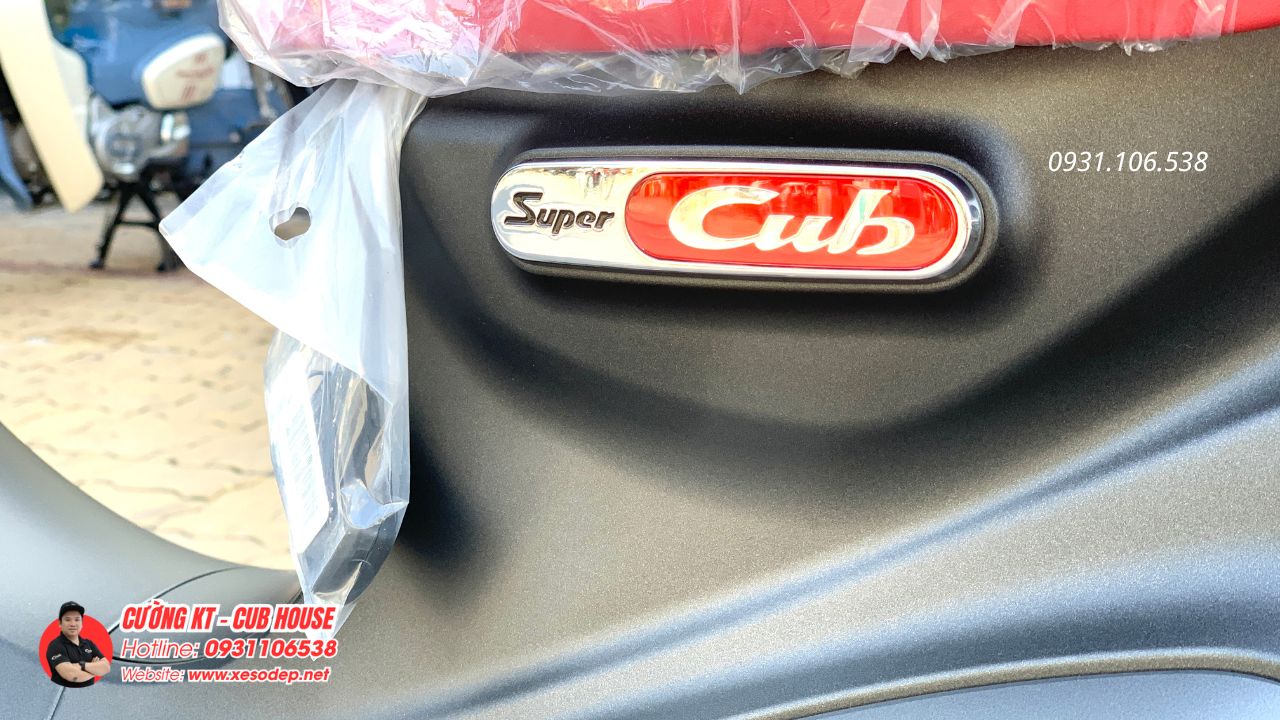 Bàn giao Honda Super Cub C125 ABS Thái Lan 2026 màu đen