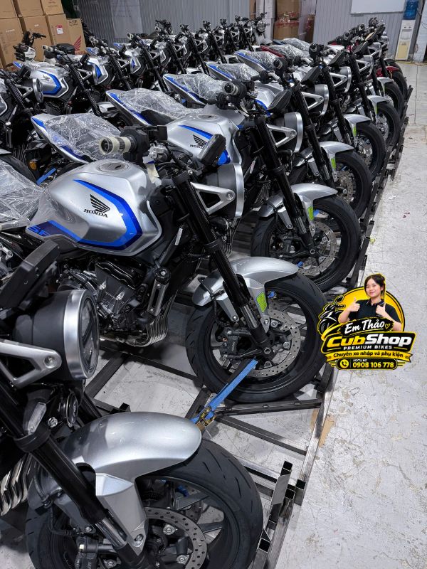 Honda CB500SF Super Four 2026